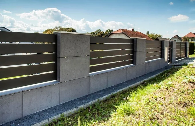 Gard cu lamele orizontale late G-001 — GNV METAL