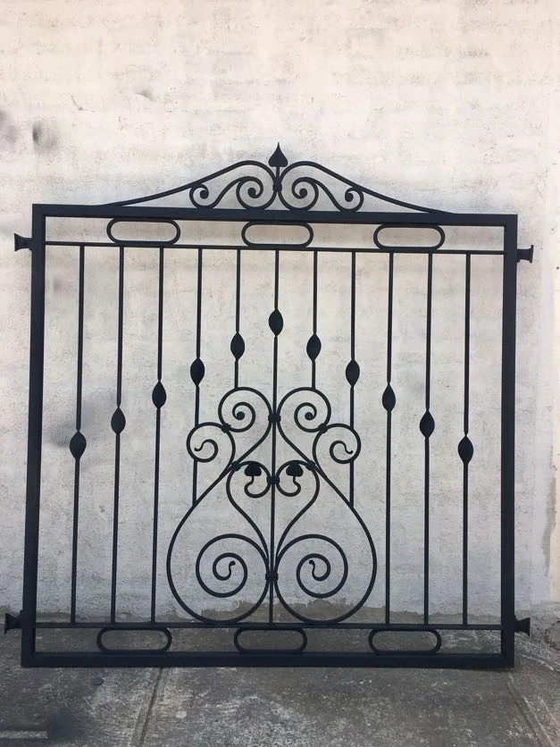 Panou de gard cu rozetă centrală G-010 — GNV METAL