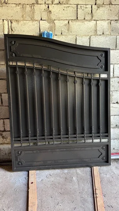 Panou dreptunghiular cu bare verticale decorative G-019 — GNV METAL
